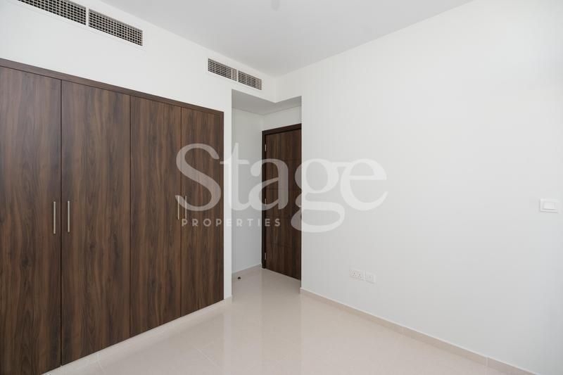 4 bedrooms Townhouse for Sale in Damac Hills 2, Dubai stage-9414505