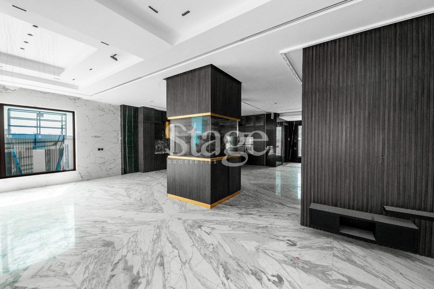 Exceptional 6 bedroom villa for sale in Deira