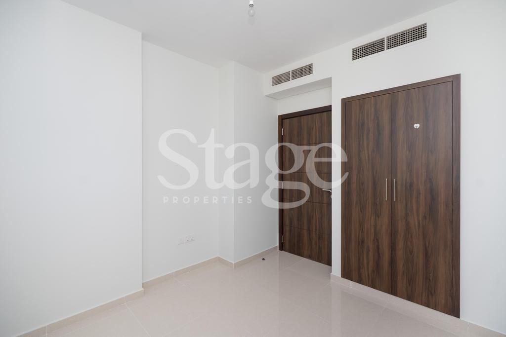 4 bedrooms Townhouse for Sale in Damac Hills 2, Dubai stage-9414505