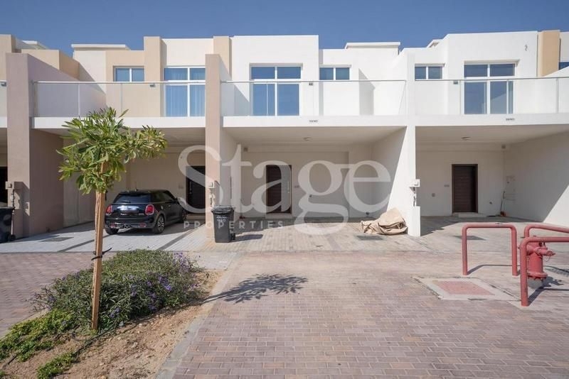 4 bedrooms Townhouse for Sale in Damac Hills 2, Dubai stage-9414505