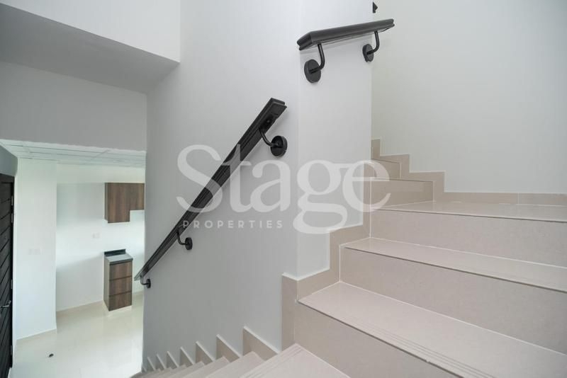 4 bedrooms Townhouse for Sale in Damac Hills 2, Dubai stage-9414505