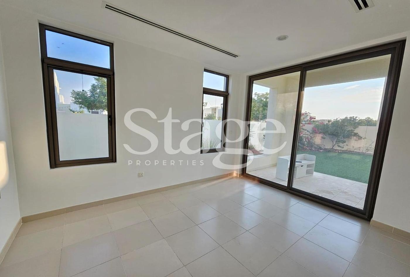 4 bedrooms Villas for Sale in Reem, Dubai stage-10339601