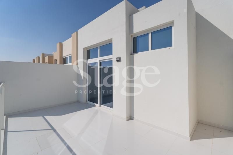 4 bedrooms Townhouse for Sale in Damac Hills 2, Dubai stage-9414505
