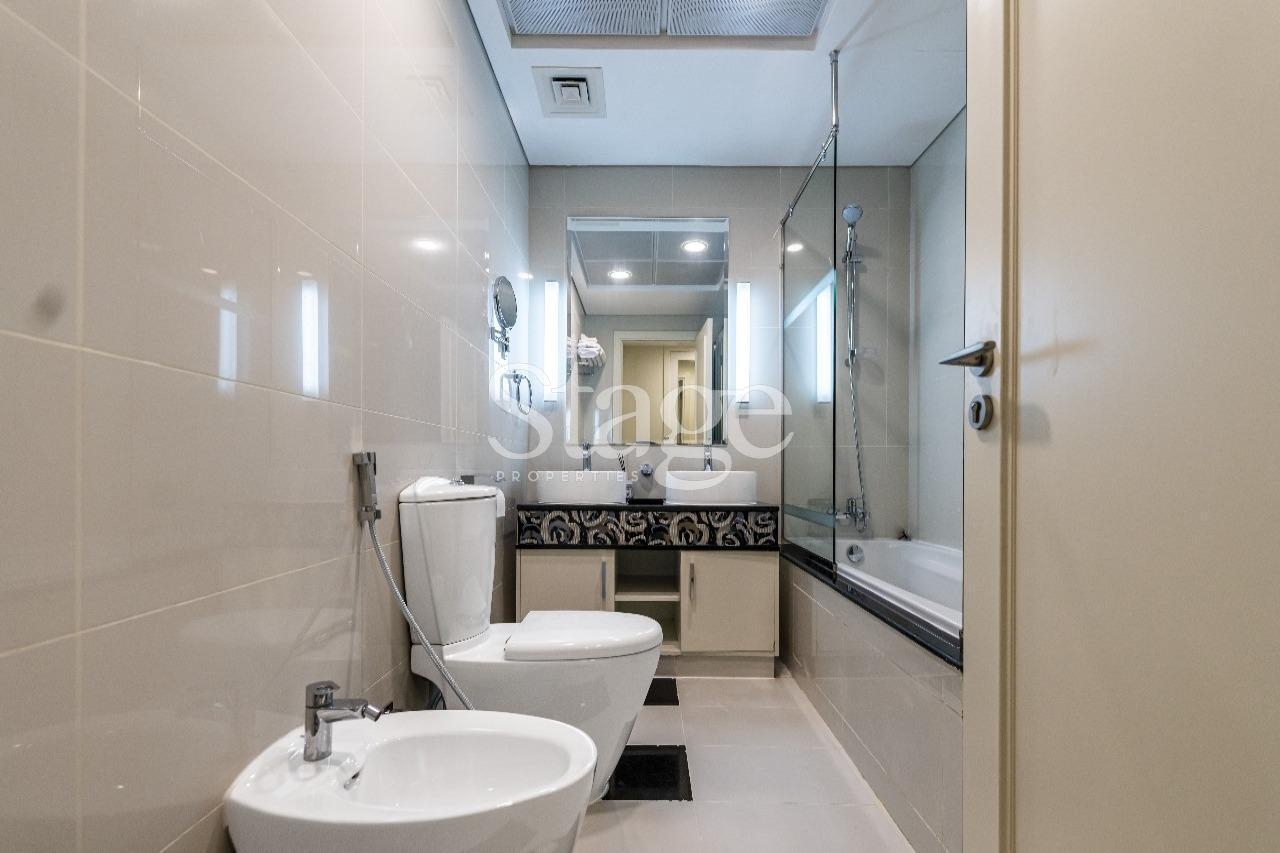 شقة من غرفة نوم للبيع في Downtown Dubai، Dubai stage-11267036