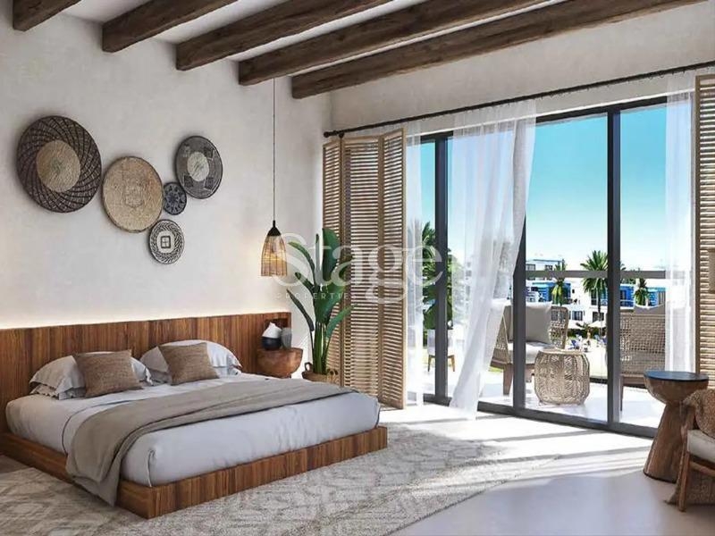 Luxurious 5 bedrooms townhouse for sale in Damac Lagoons