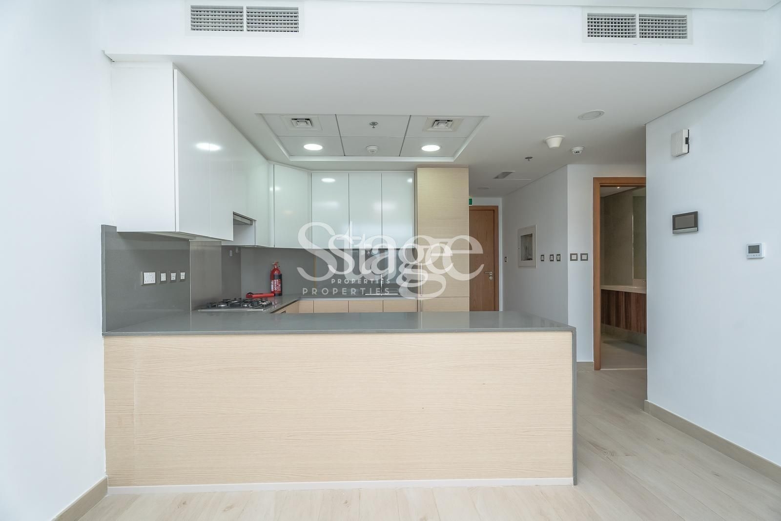 Sea View 1 bedroom apartment for sale in Palm Jumeirah