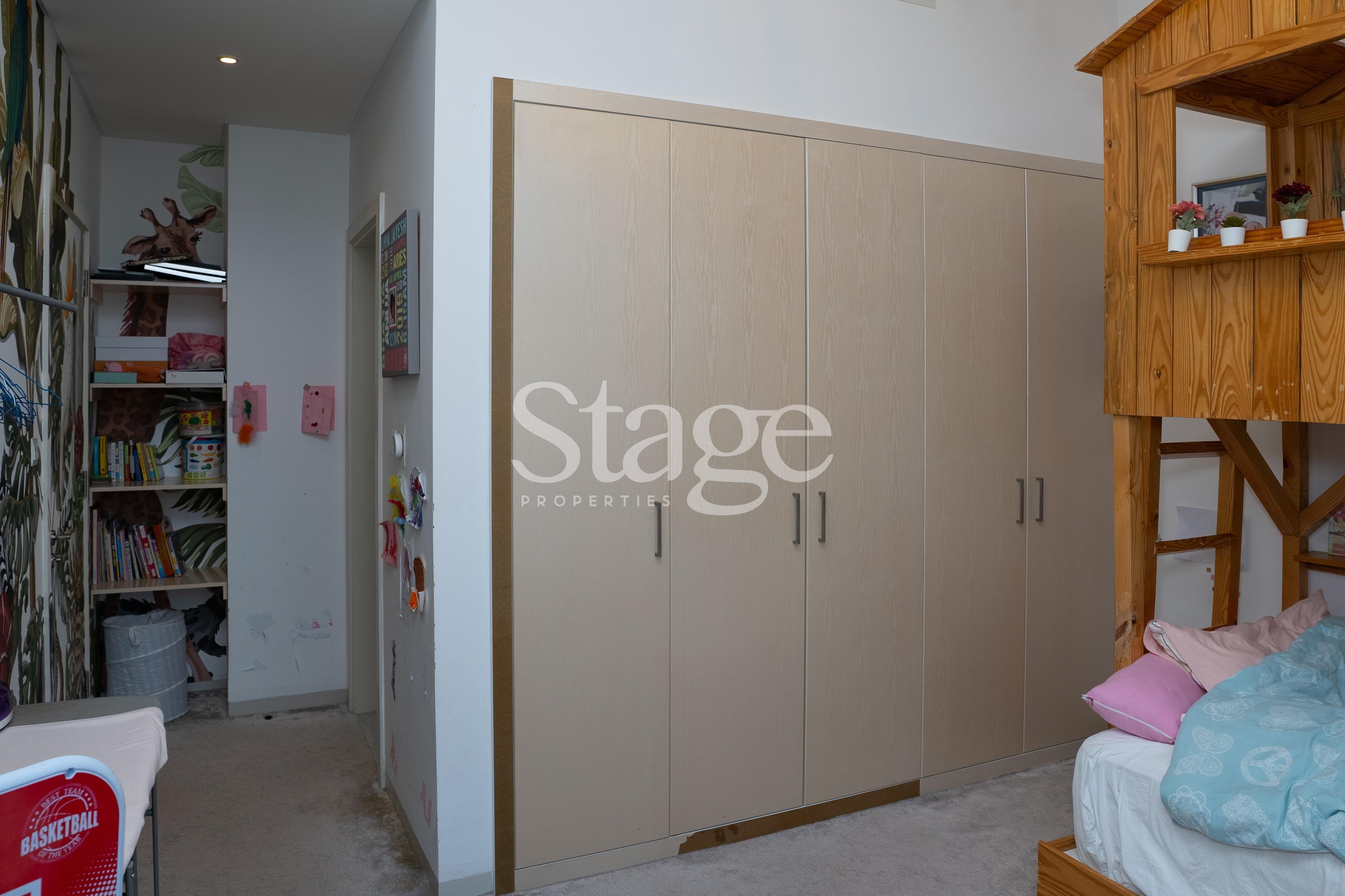 فيلا من ٤ غرف نوم للبيع في DAMAC Hills، Dubai stage-9112388