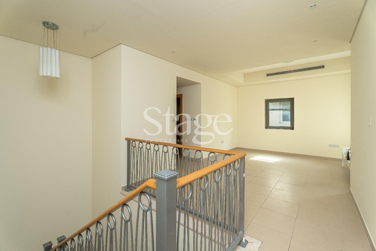 فيلا من ٣ غرف نوم للإيجار في الفرجان، Dubai stage-9785188