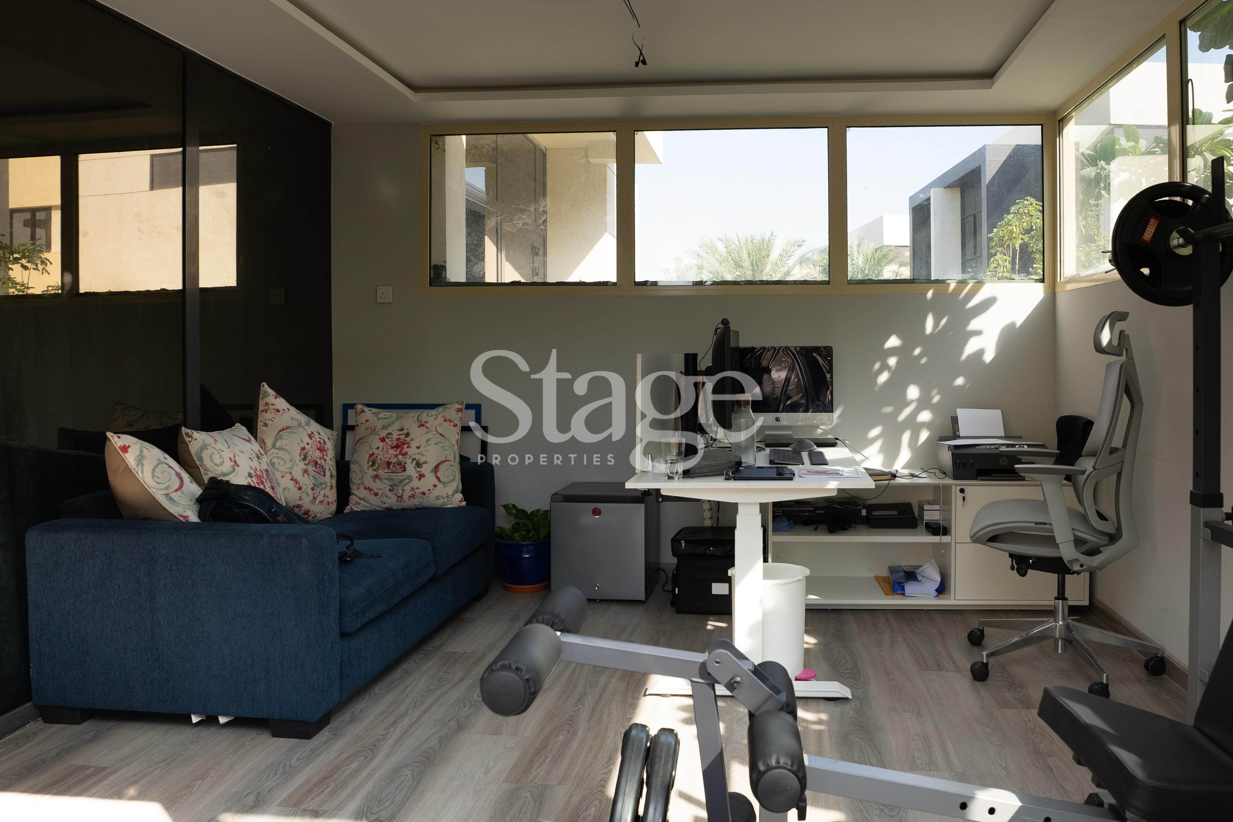 فيلا من ٤ غرف نوم للبيع في DAMAC Hills، Dubai stage-9112388