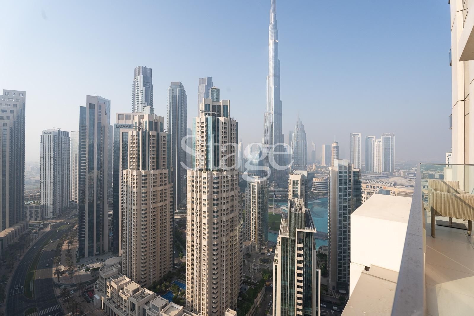 شقة من ٣ غرف نوم للإيجار في Downtown Dubai، Dubai stage-11123636