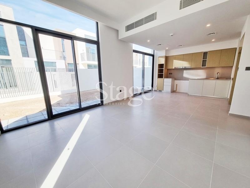 4 bedrooms Townhouse for Sale in Arabian Ranches 3, Dubai stage-10124529