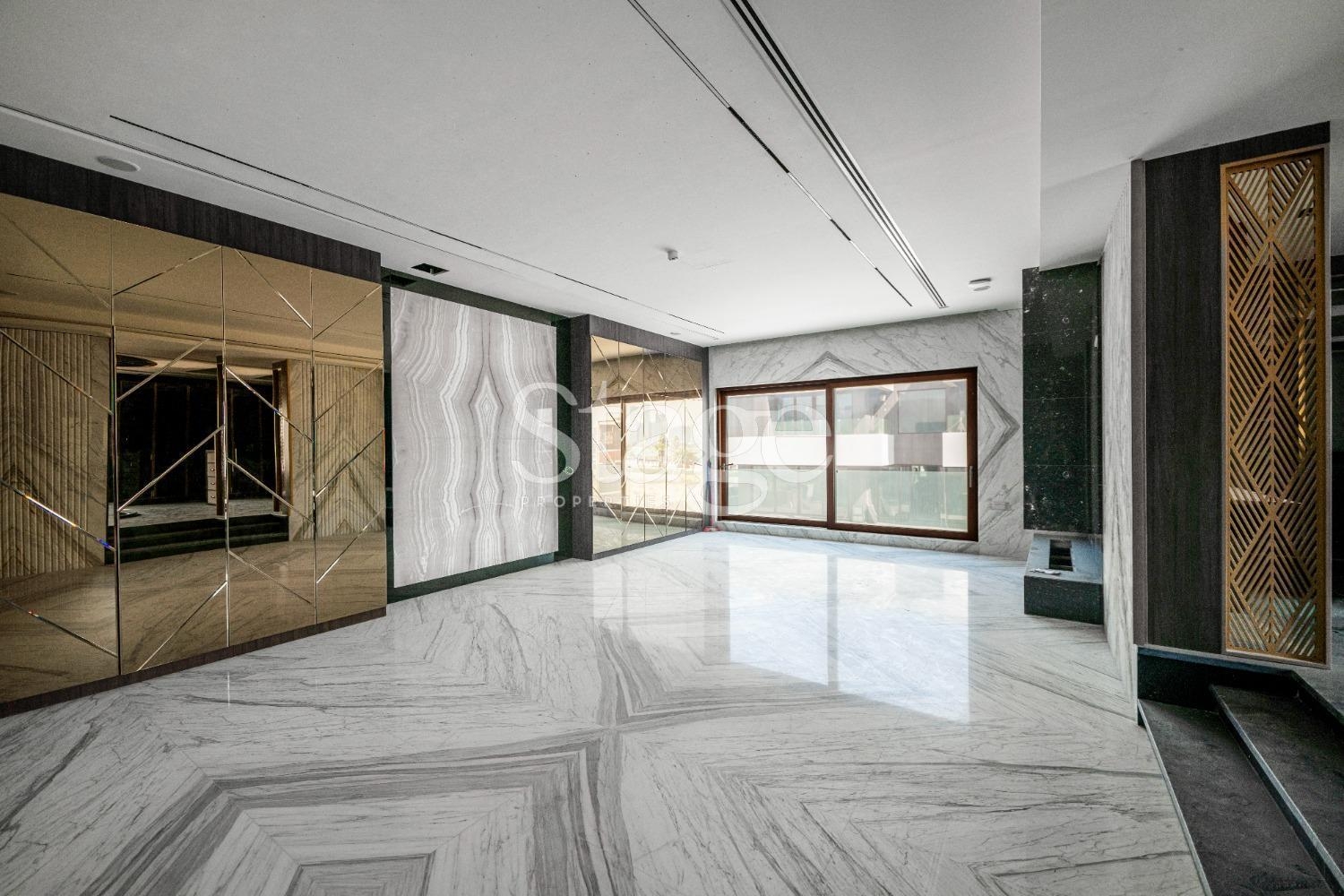 Exceptional 6 bedroom villa for sale in Deira