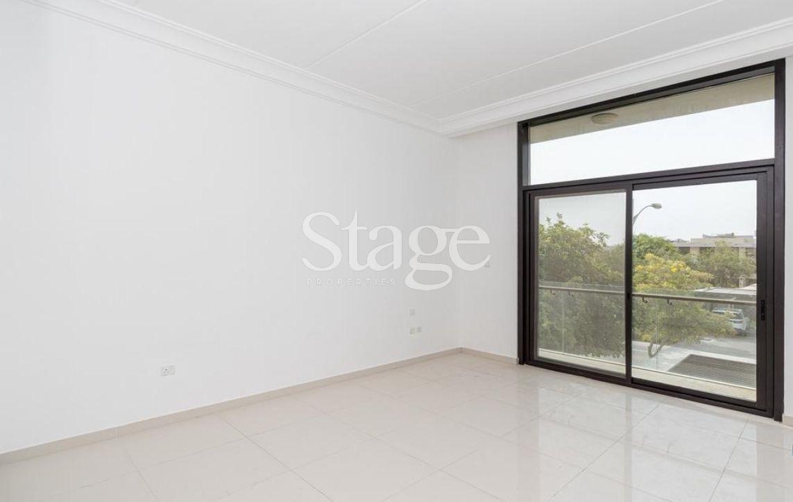3 bedrooms Townhouse for Rent in DAMAC Hills, Dubai stage-11030875