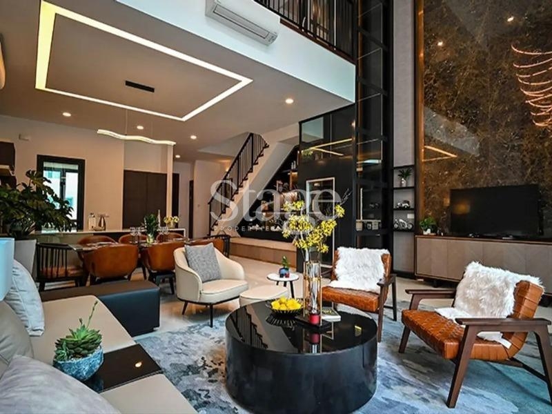 Luxurious 5 bedrooms townhouse for sale in Damac Lagoons