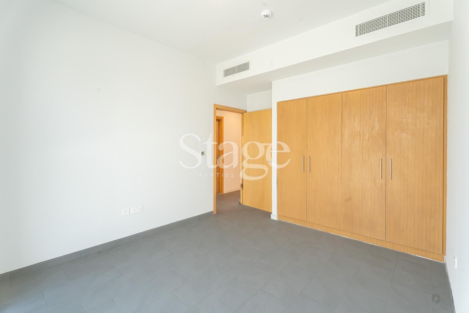 4 bedrooms Townhouse for Rent in Dubailand, Dubai stage-10518347