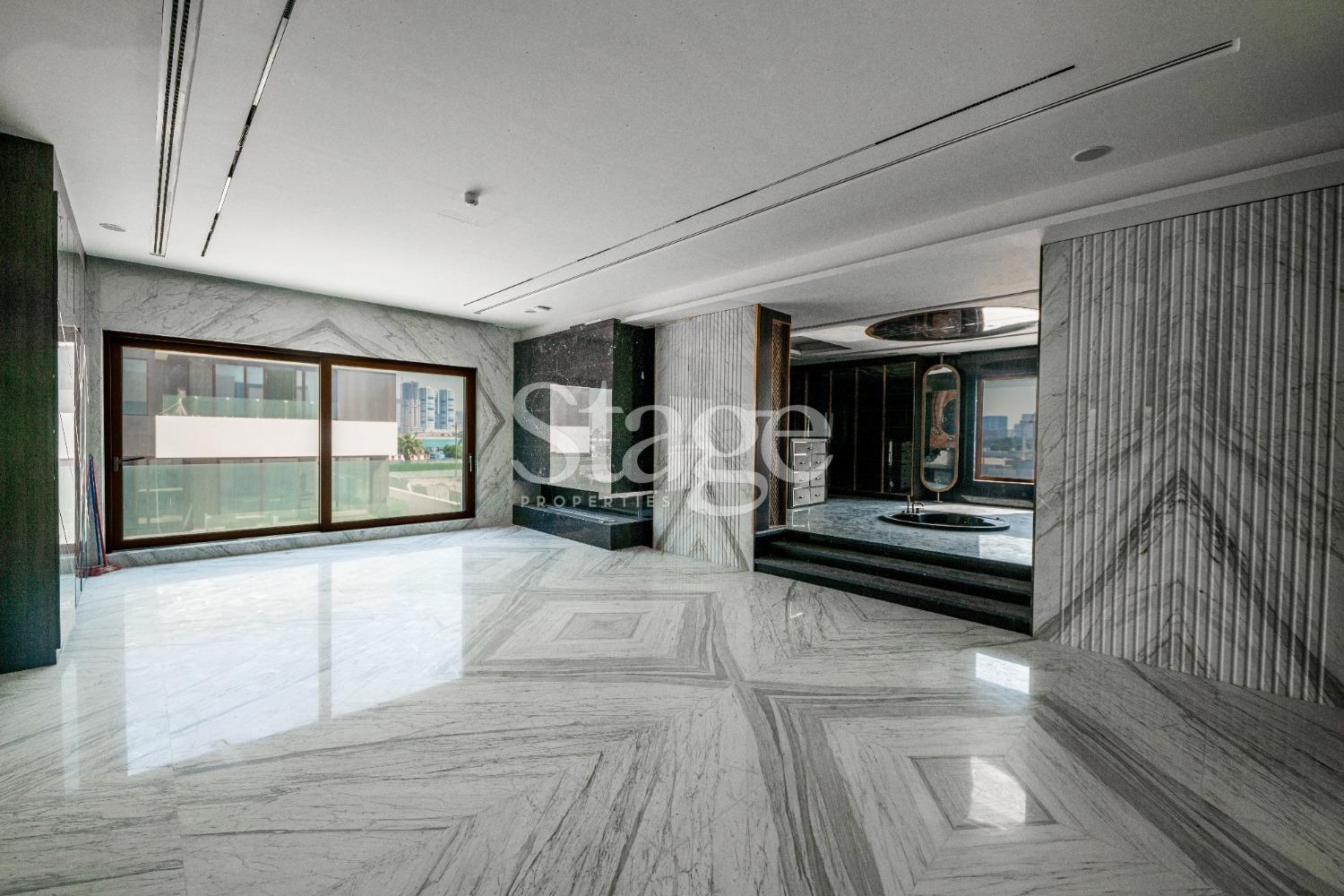 Exceptional 6 bedroom villa for sale in Deira