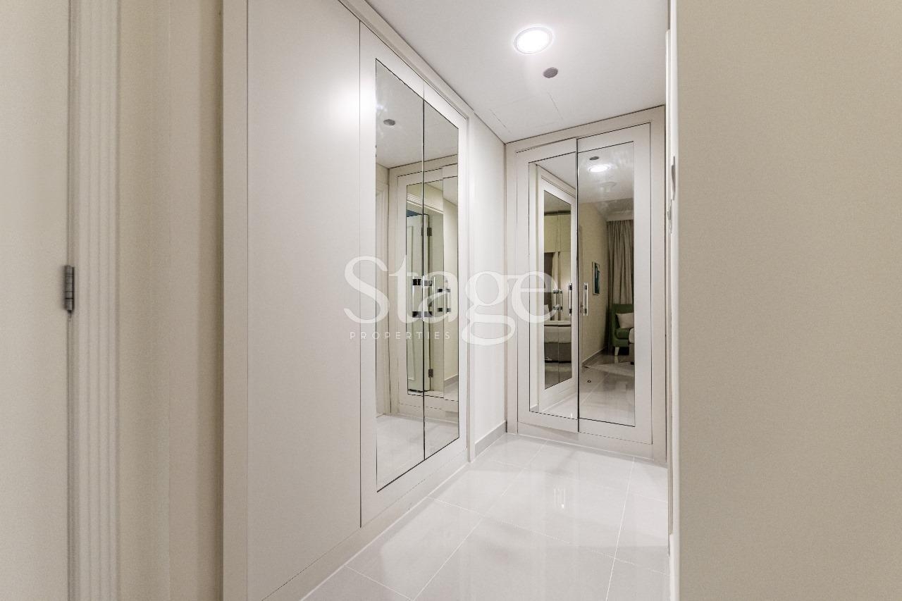 شقة من غرفة نوم للبيع في Downtown Dubai، Dubai stage-11267036