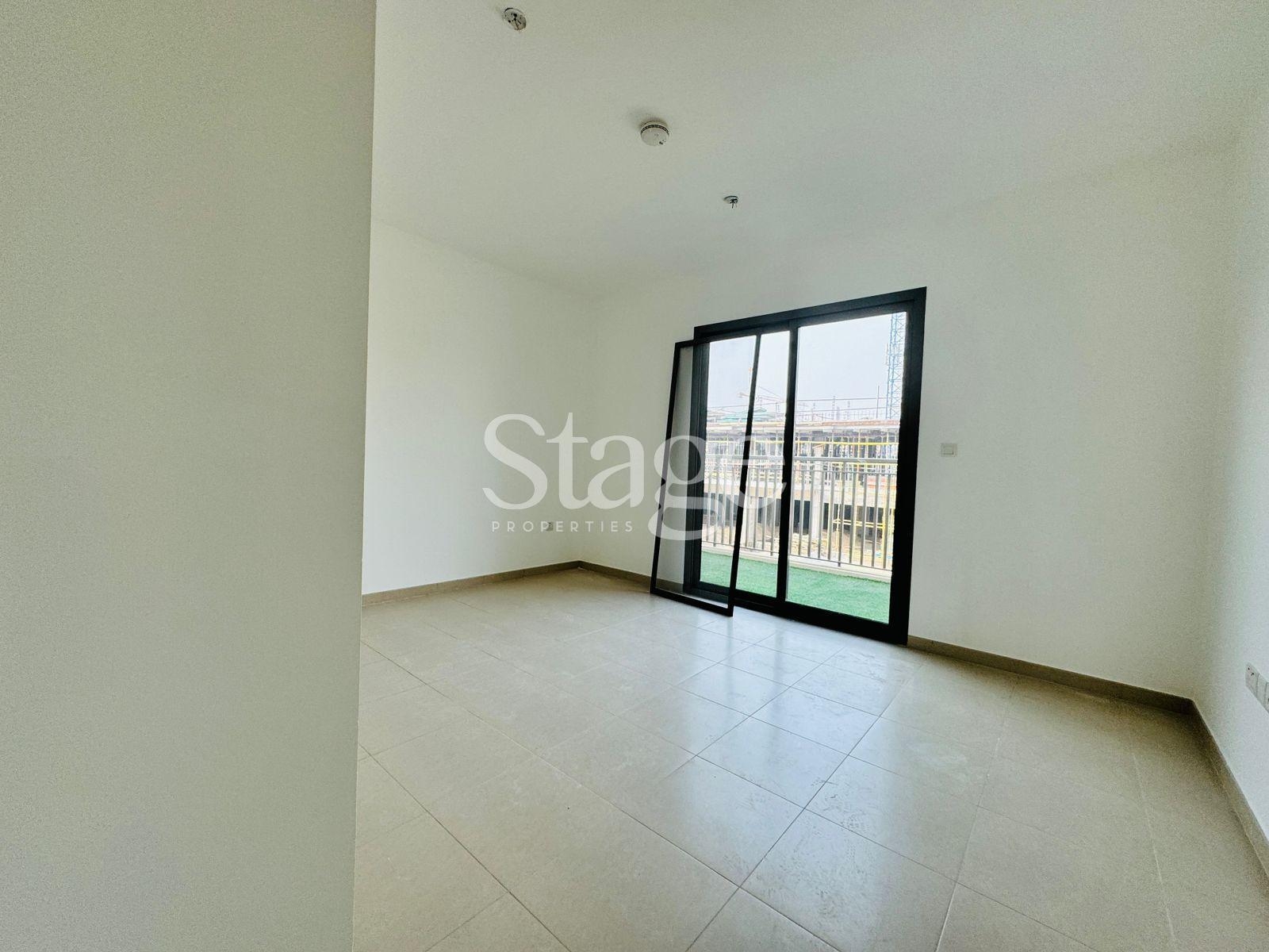 فيلا من ٣ غرف نوم للبيع في Town Square، Dubai stage-9666571