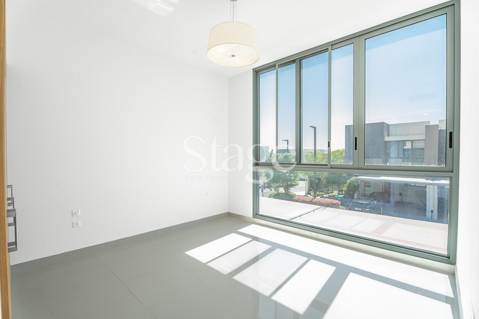 3 bedrooms Townhouse for Rent in wasl gate, Dubai stage-10742155