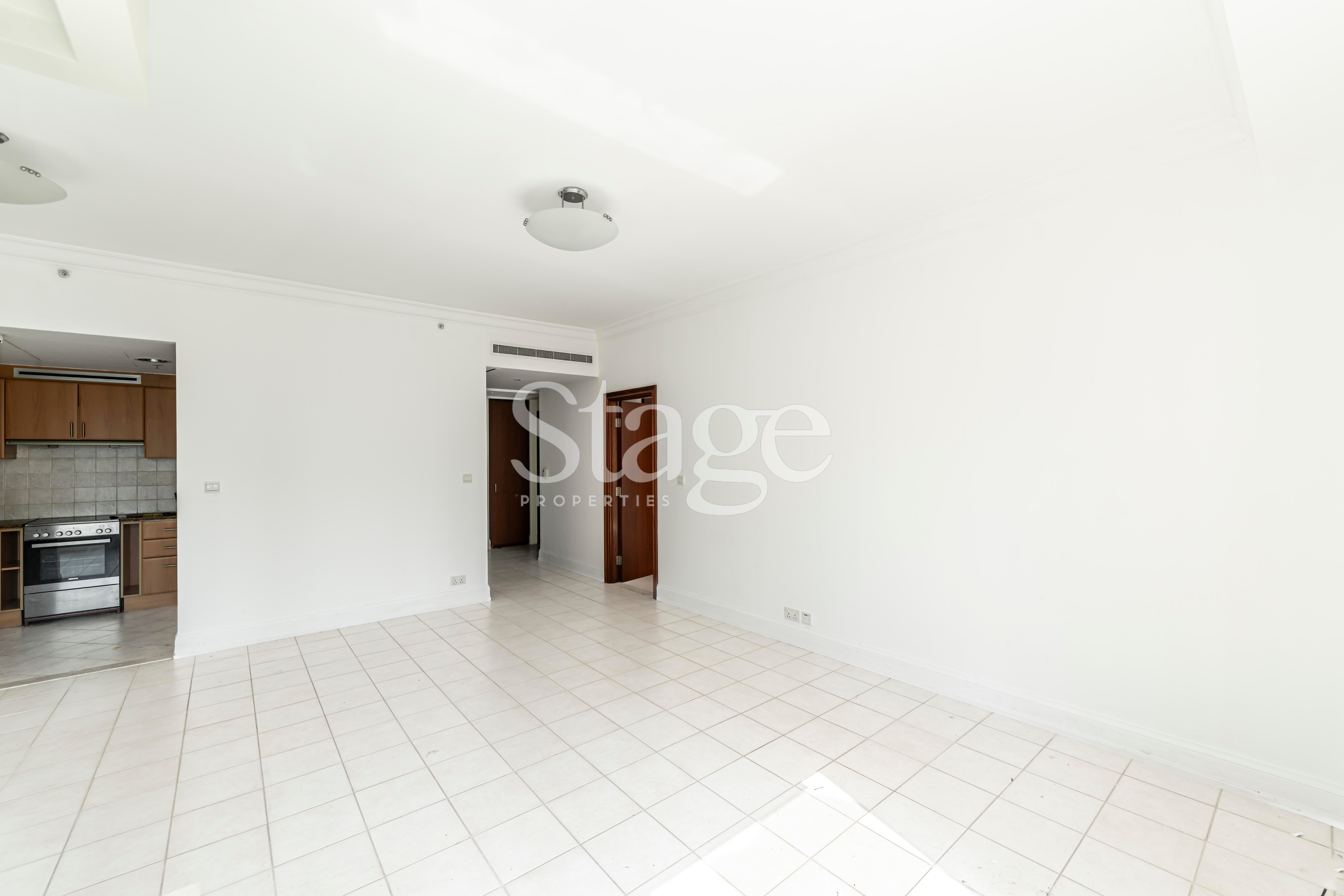 Marina view 1 bedroom apartment for Rent in Dubai Marina