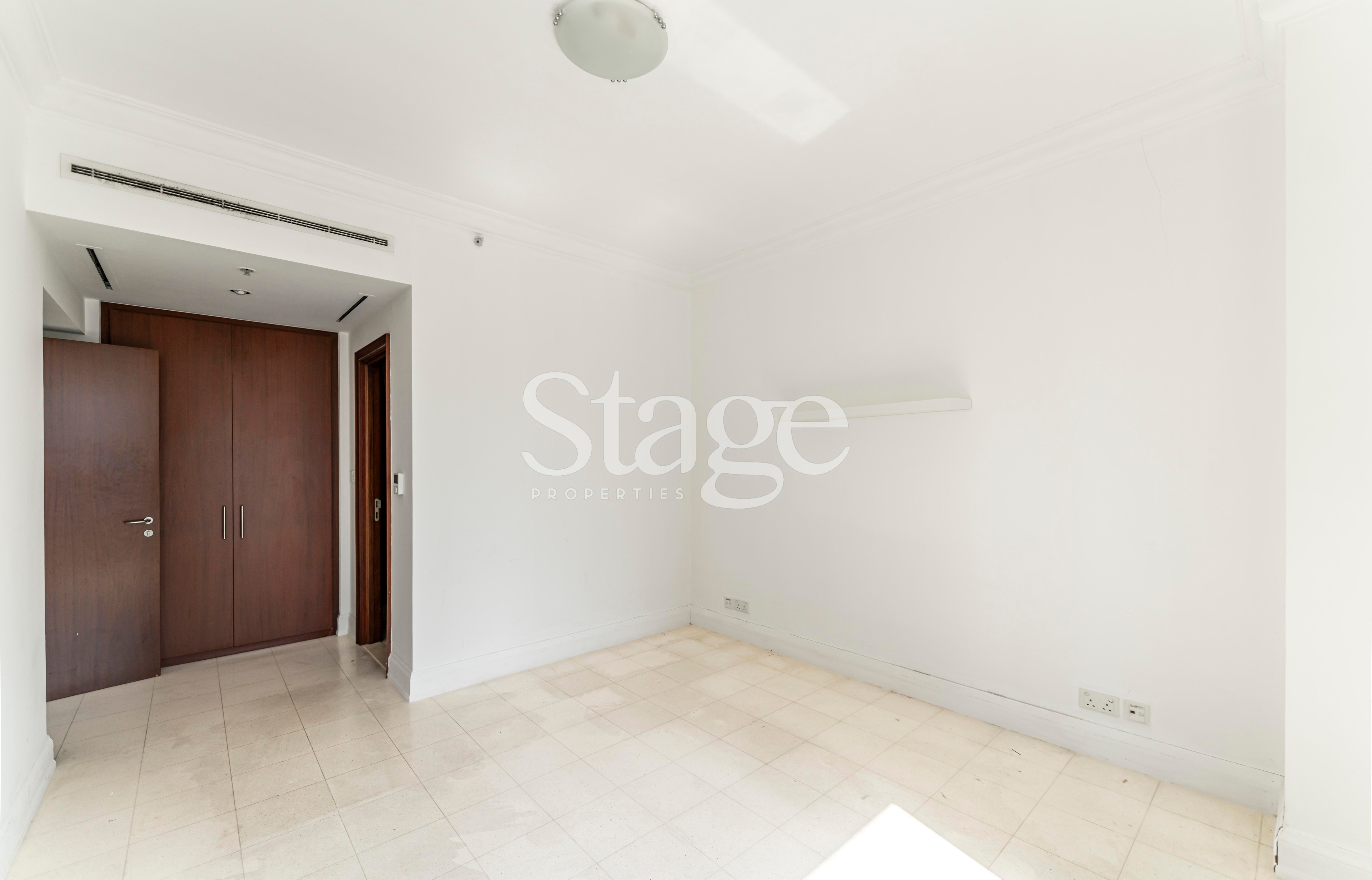 Marina view 1 bedroom apartment for Rent in Dubai Marina