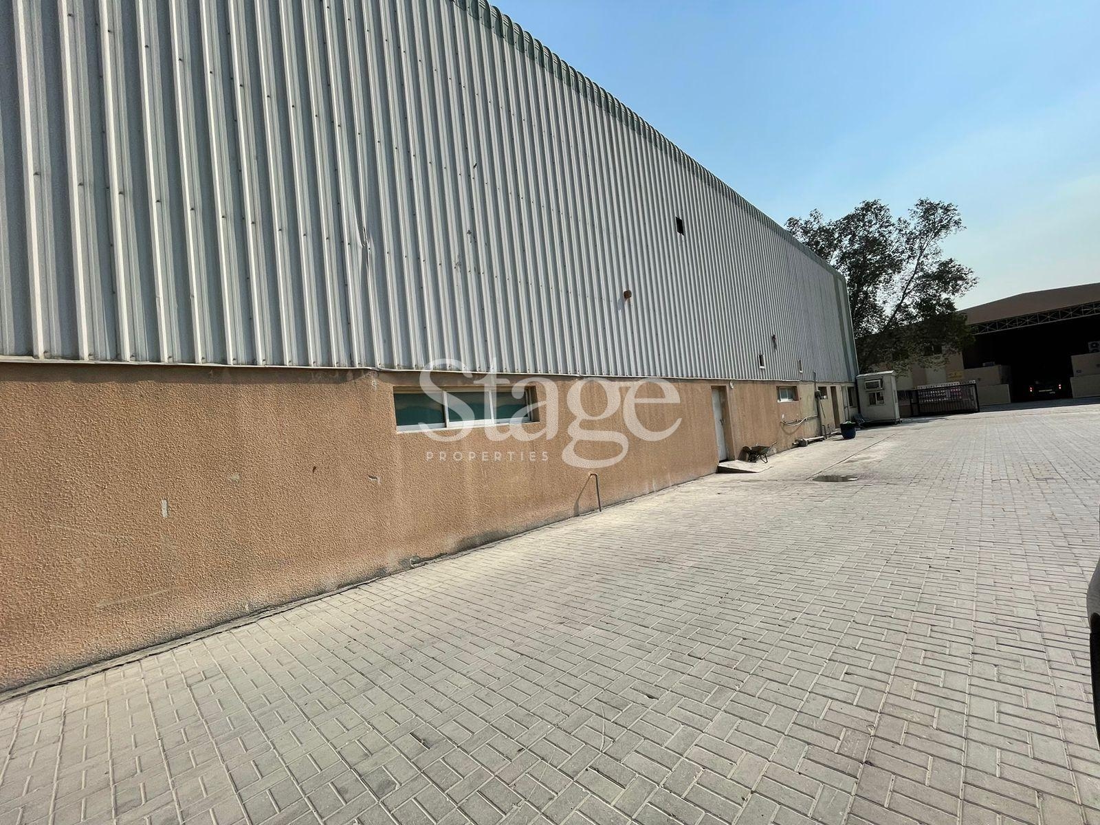 Full compound warehouse for rent in DIP