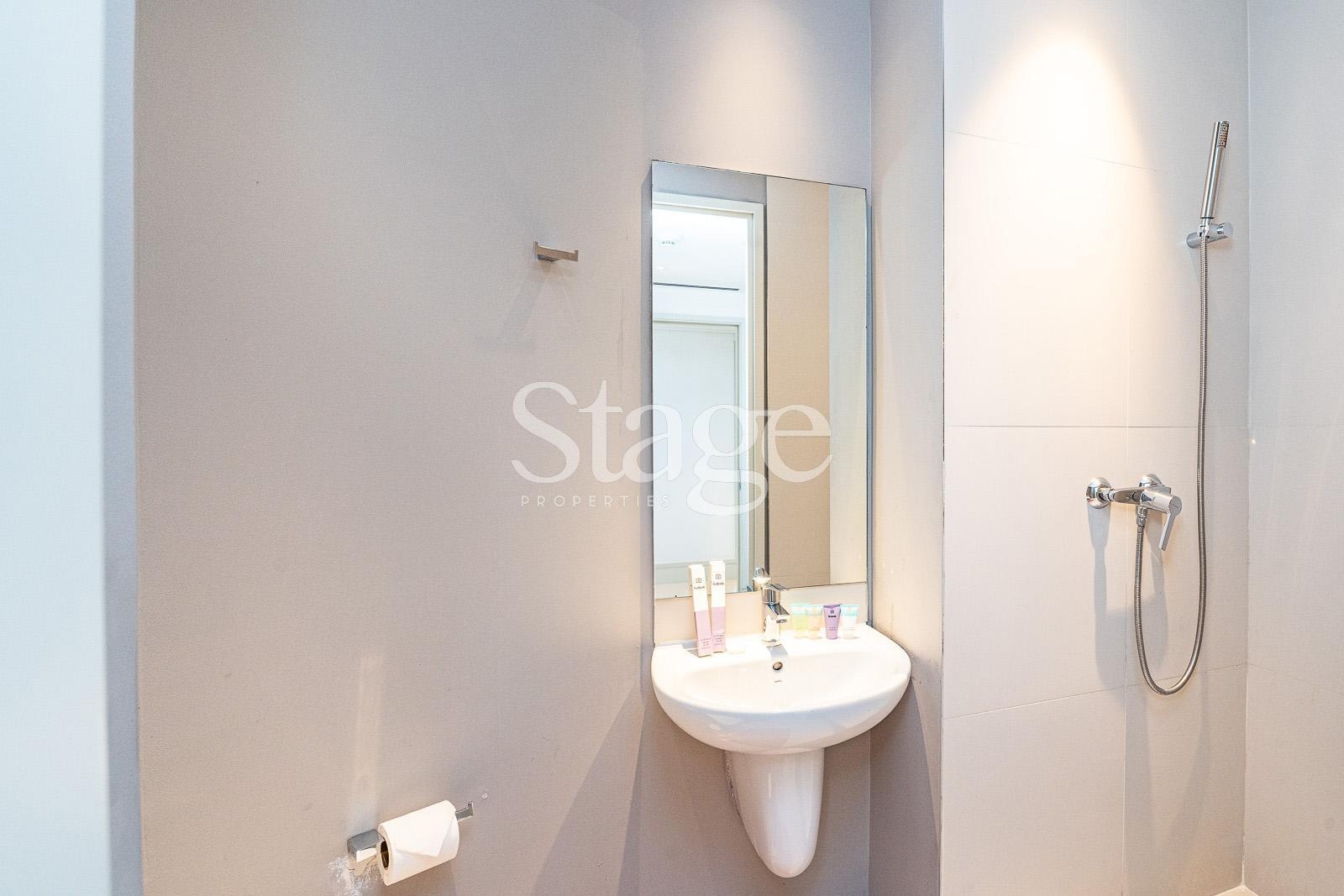 شقة من ٣ غرف نوم للإيجار في Downtown Dubai، Dubai stage-11123636