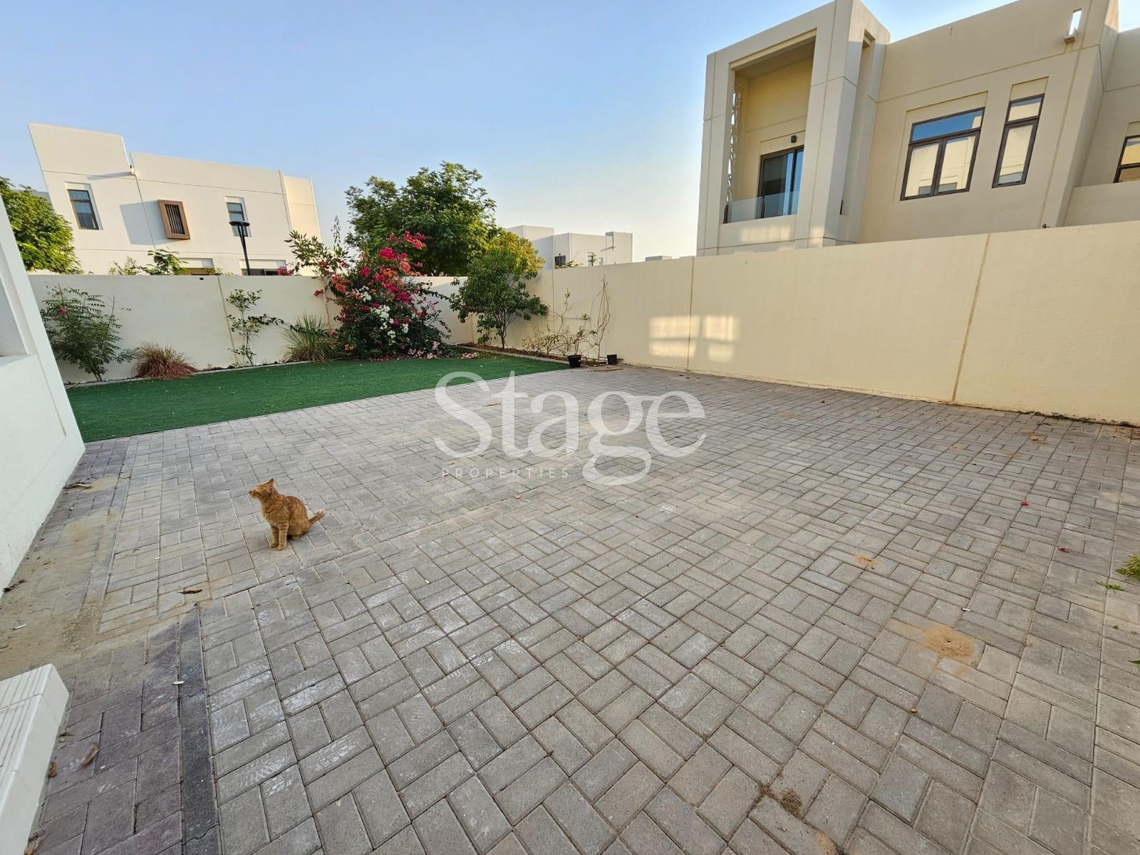 4 bedrooms Villas for Sale in Reem, Dubai stage-9306010