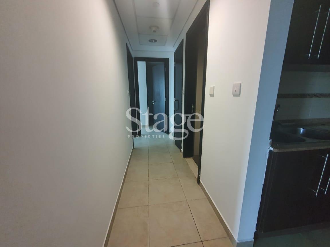Stunning Lake View 2 bedroom apartment in JLT, Dubai
