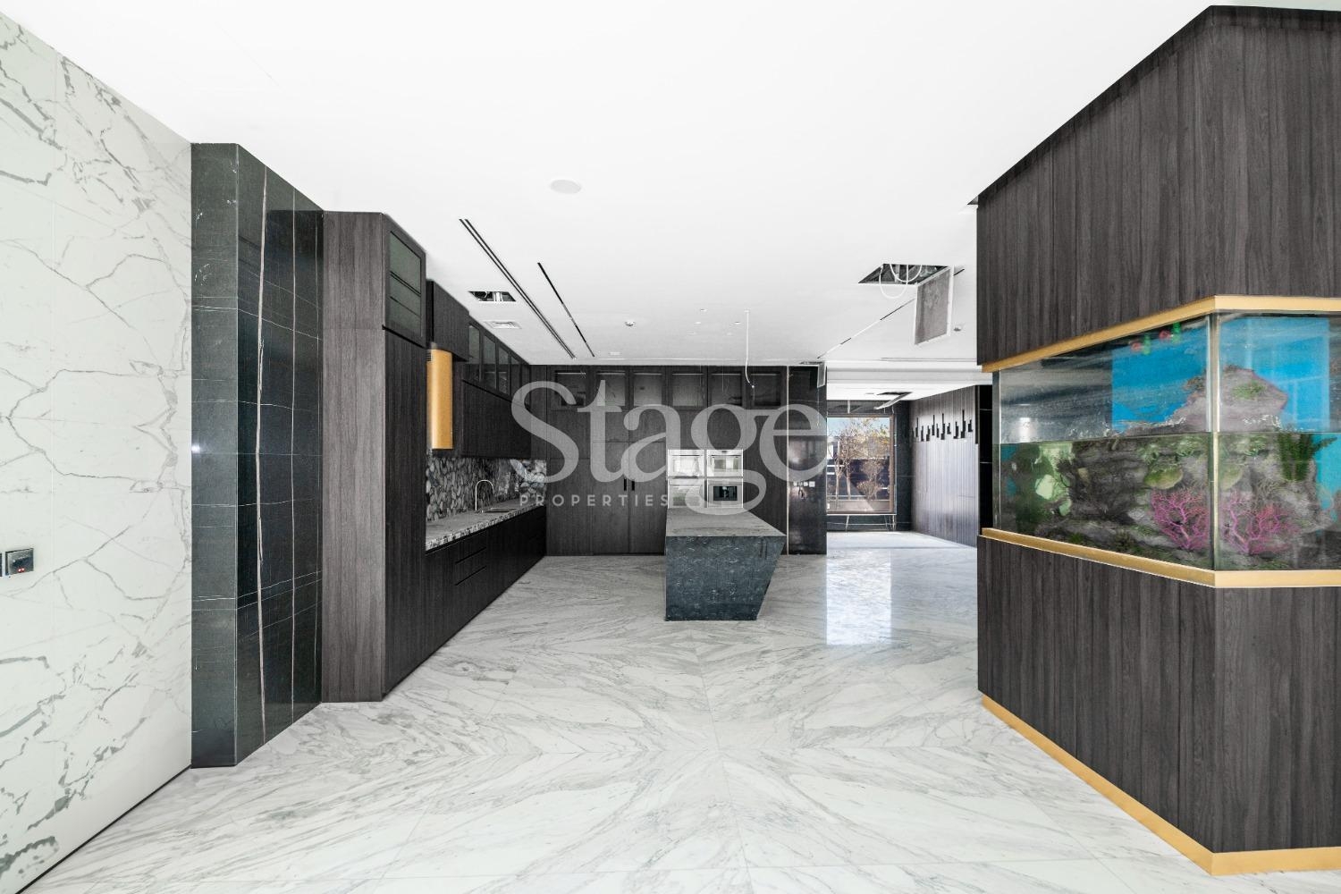 Exceptional 6 bedroom villa for sale in Deira