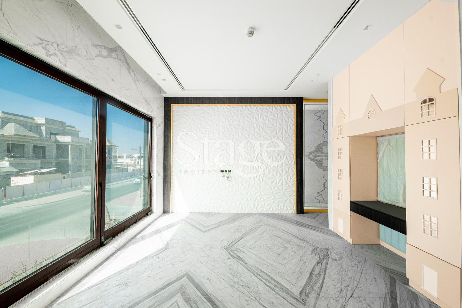 Exceptional 6 bedroom villa for sale in Deira