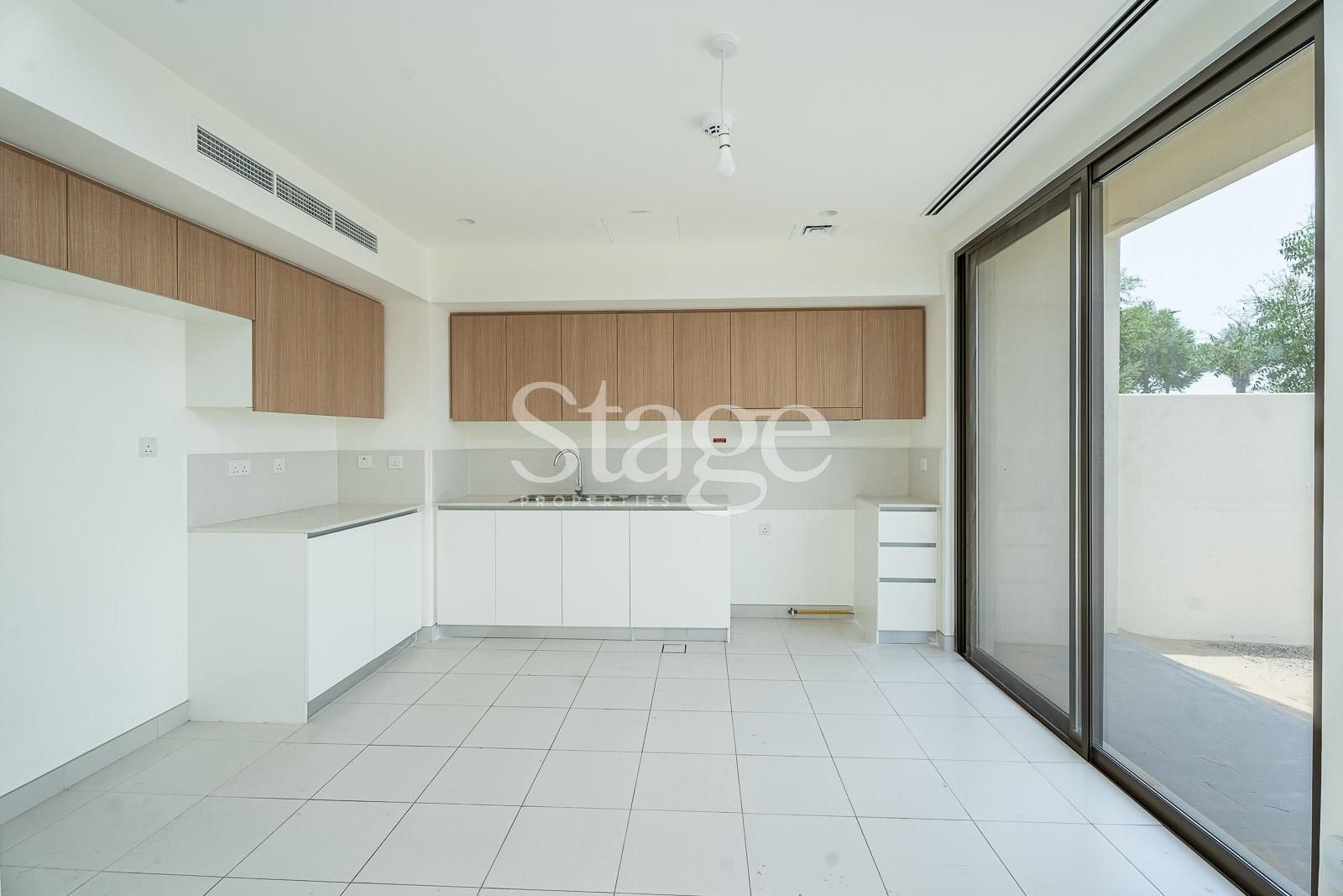 4 bedrooms Villas for Rent in Dubai South (Dubai World Central), Dubai stage-9496770