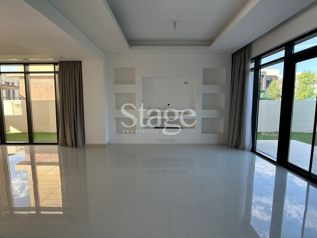 3 bedrooms Villas for Sale in DAMAC Hills, Dubai stage-11414133