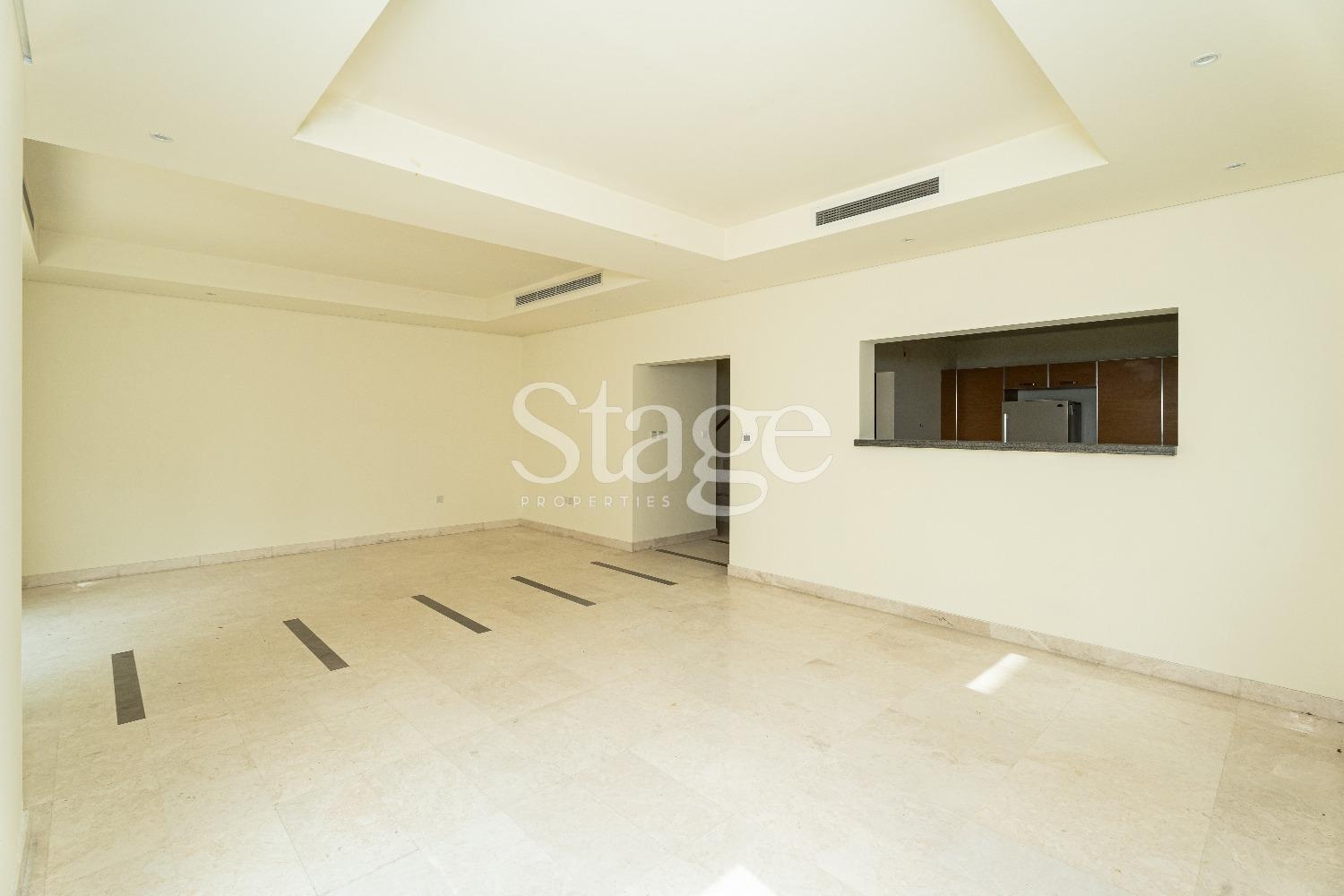 فيلا من ٣ غرف نوم للإيجار في الفرجان، Dubai stage-9785188