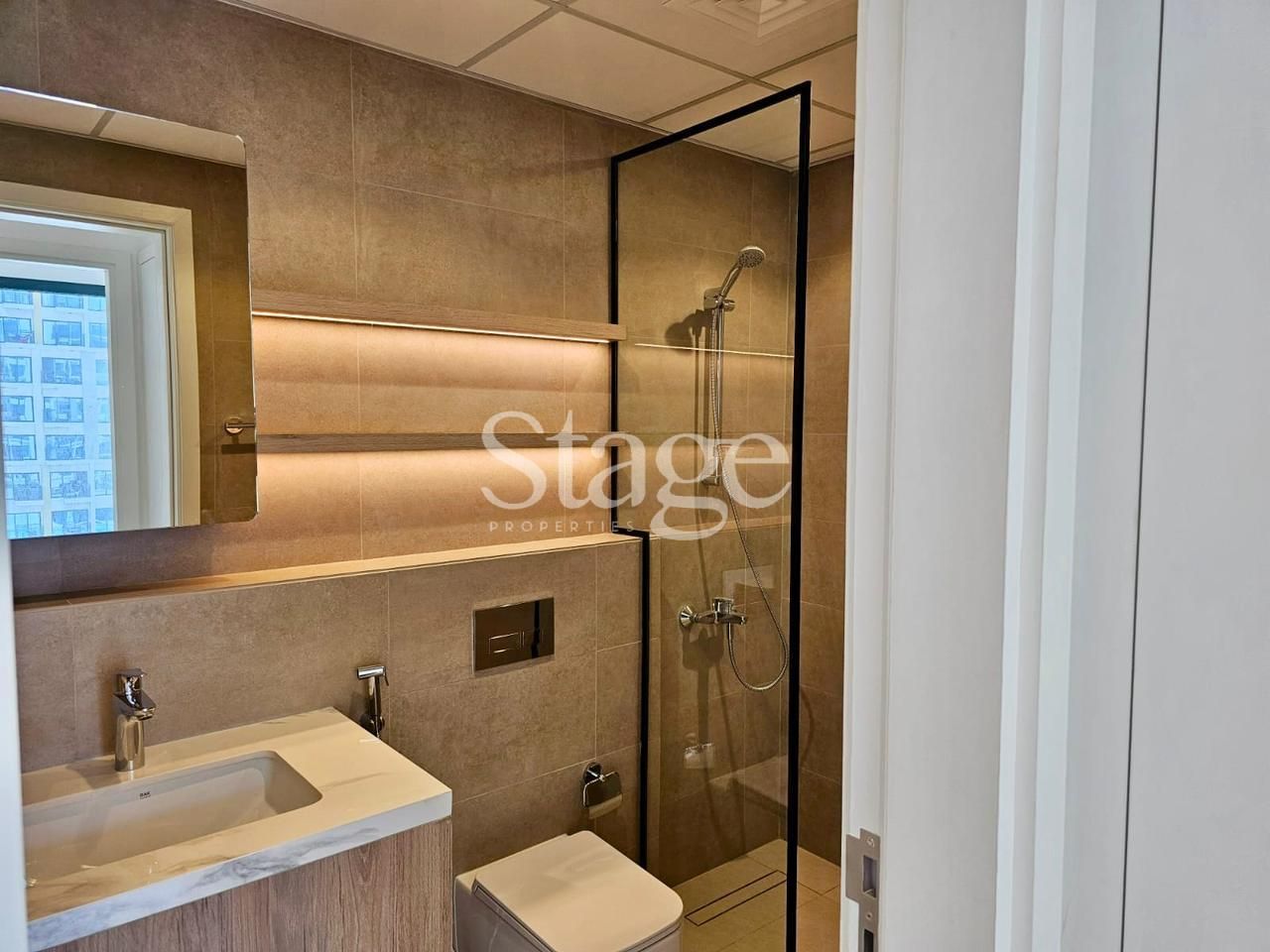 1 bedroom apartment for Sale in Town Square, Dubai AP8375S