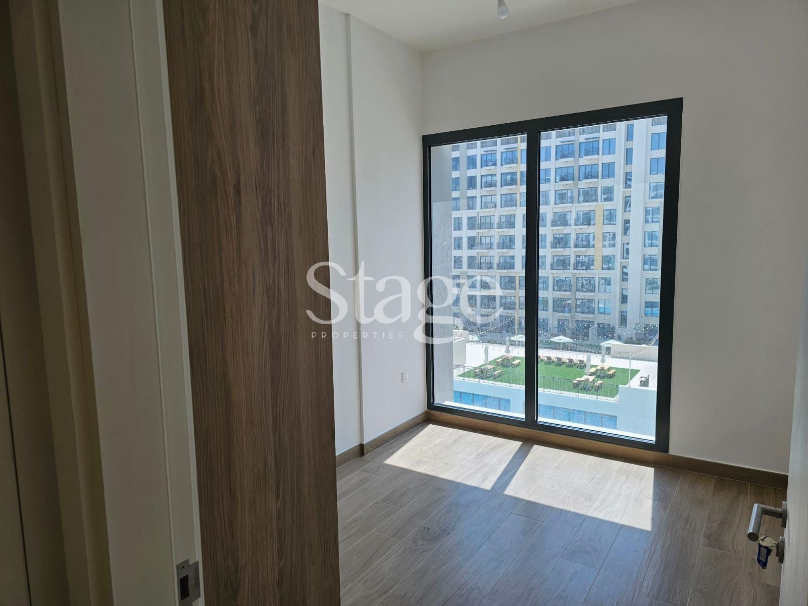 1 bedroom apartment for Sale in Town Square, Dubai AP8375S