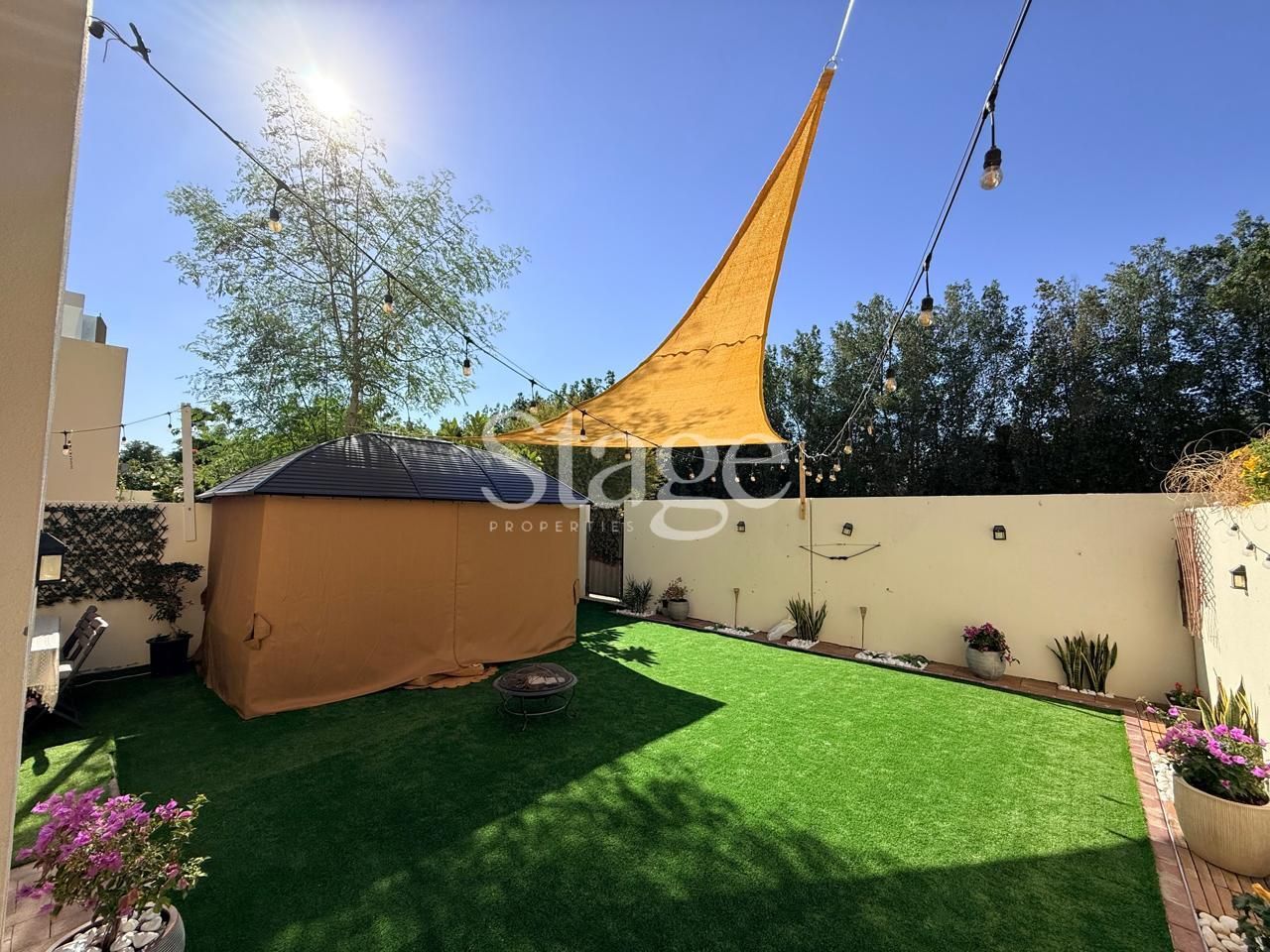 3 bedrooms Villas for Sale in Reem, Dubai VI8843S