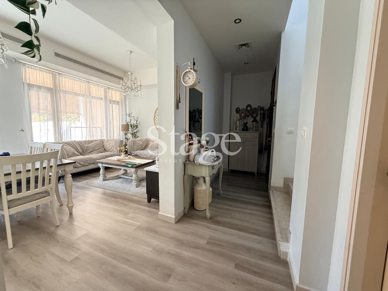 3 bedrooms Villas for Sale in Reem, Dubai VI8843S