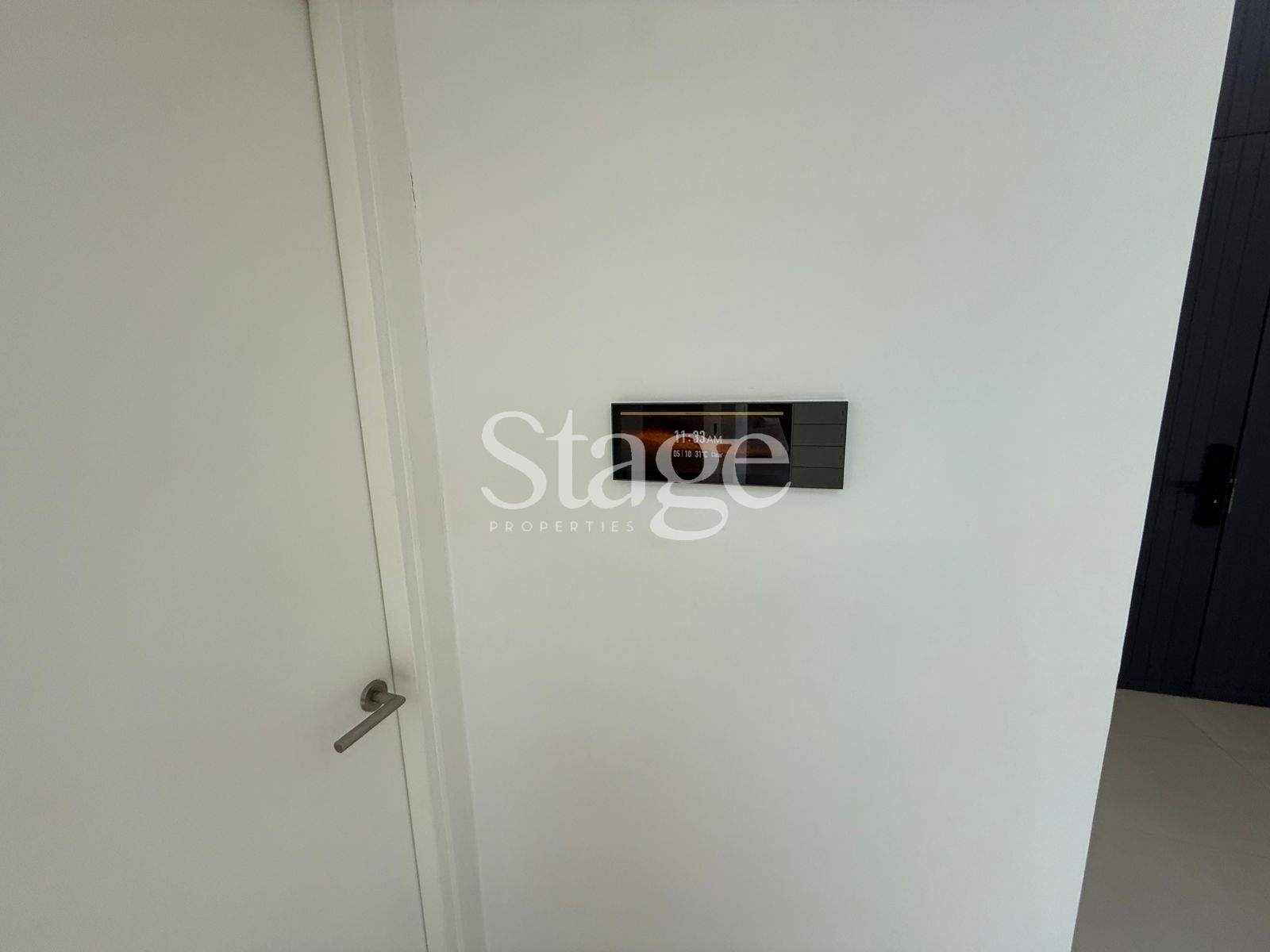 فيلا من ٥ غرف نوم للبيع في Tilal City، Sharjah VI7945S