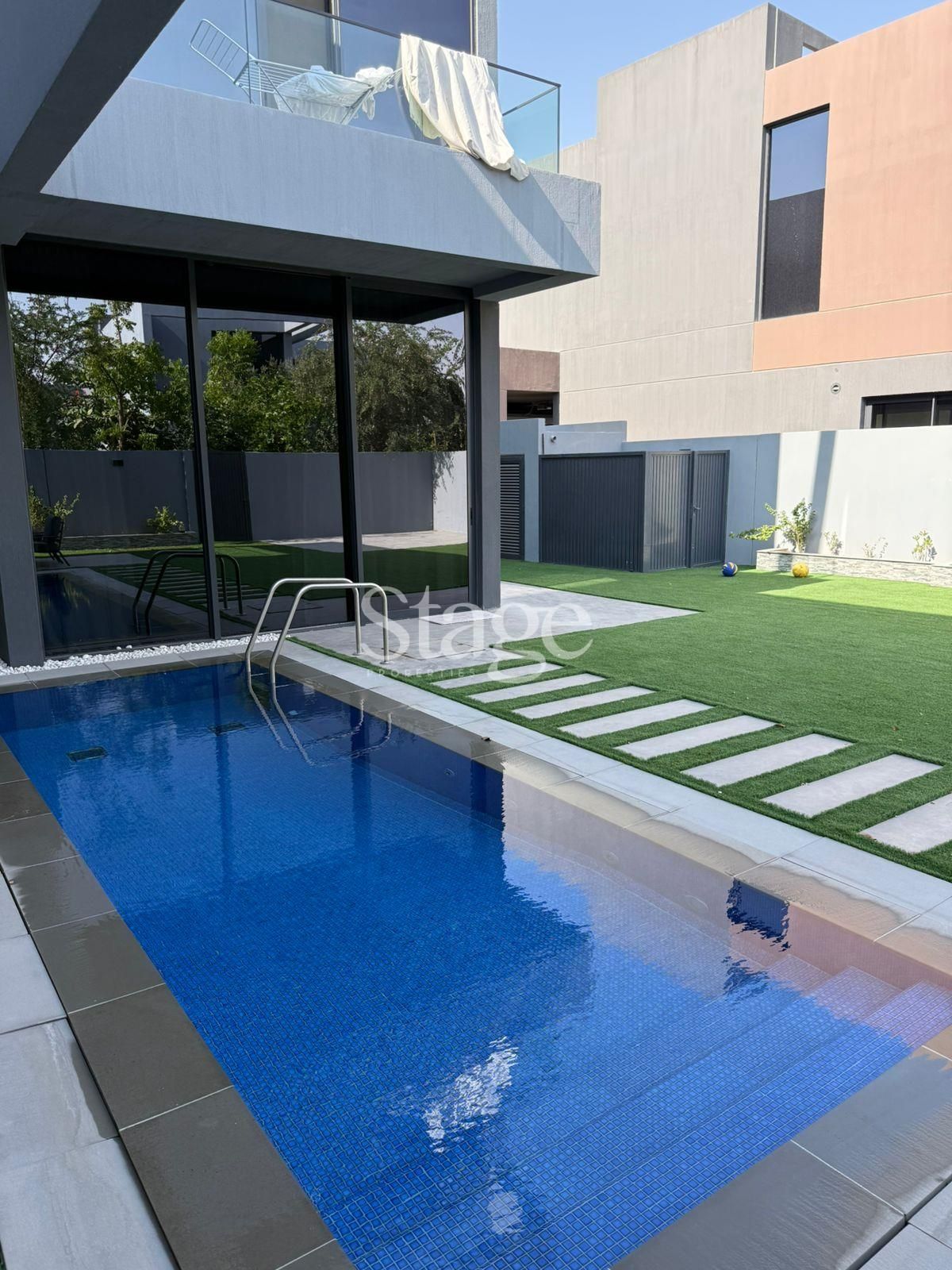 4 bedrooms common for Rent in Tilal City, Sharjah VI7896L