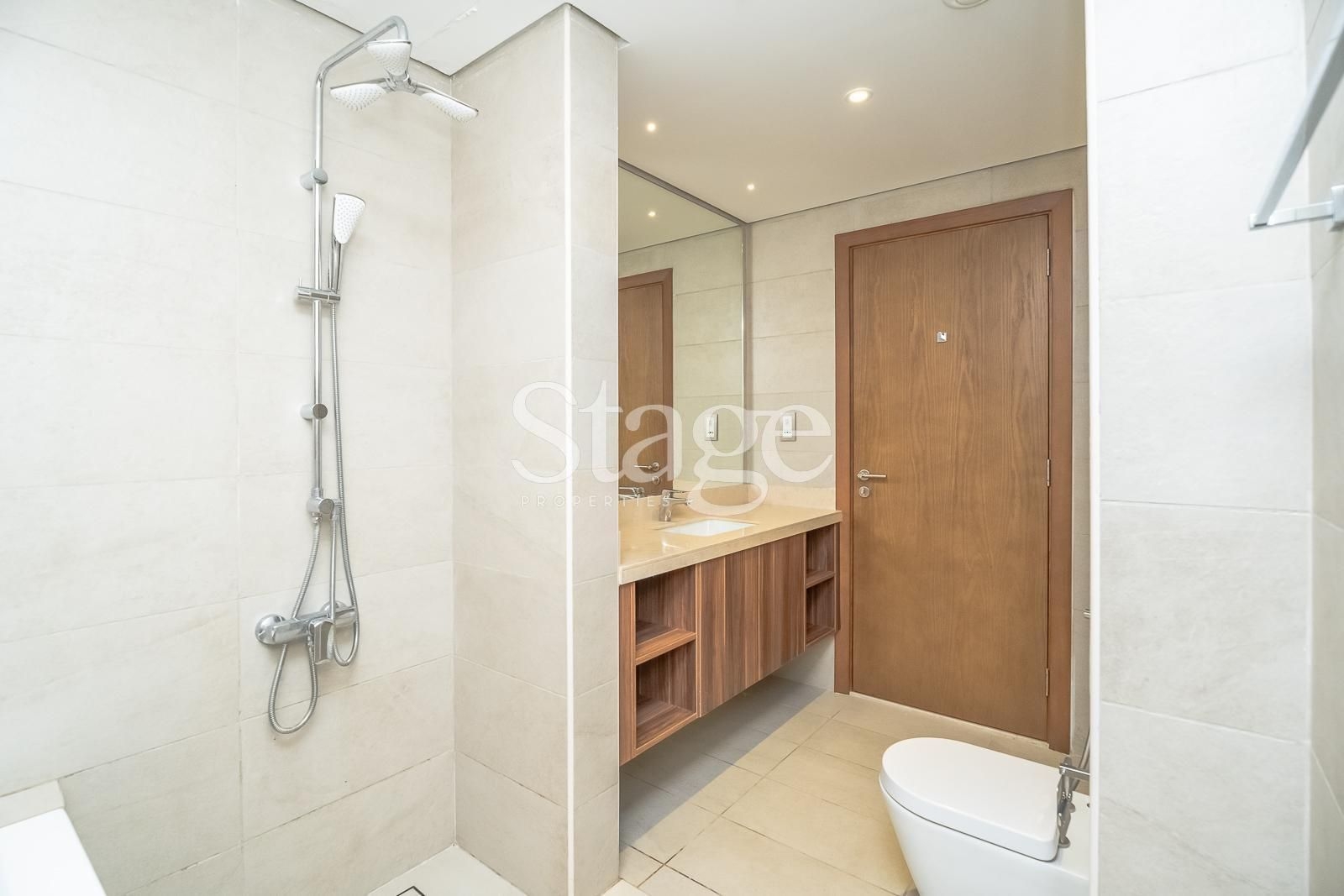 Sea View 1 bedroom apartment for sale in Palm Jumeirah