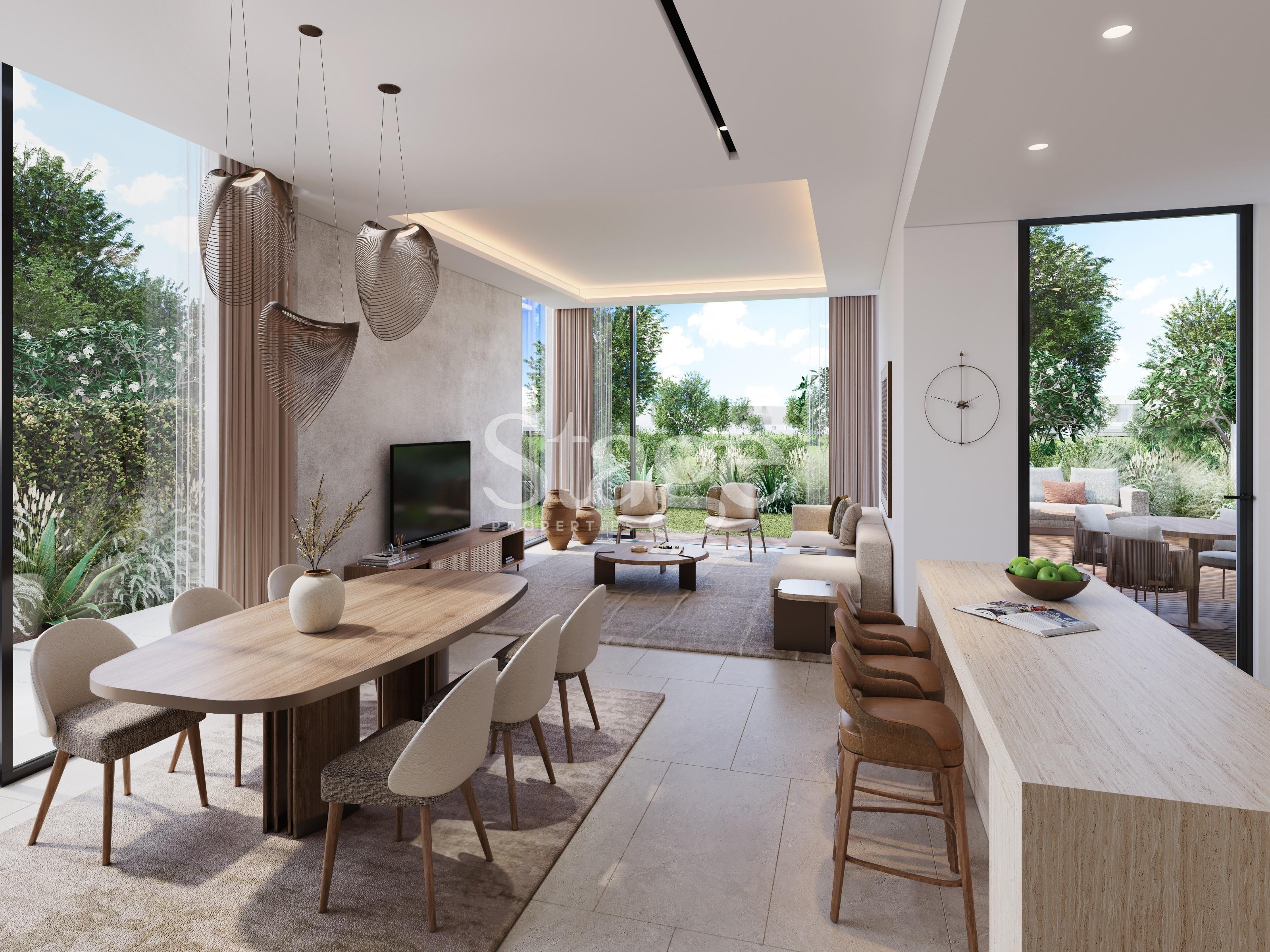 Luxurious 5 bedrooms villa for sale in Dubai Land