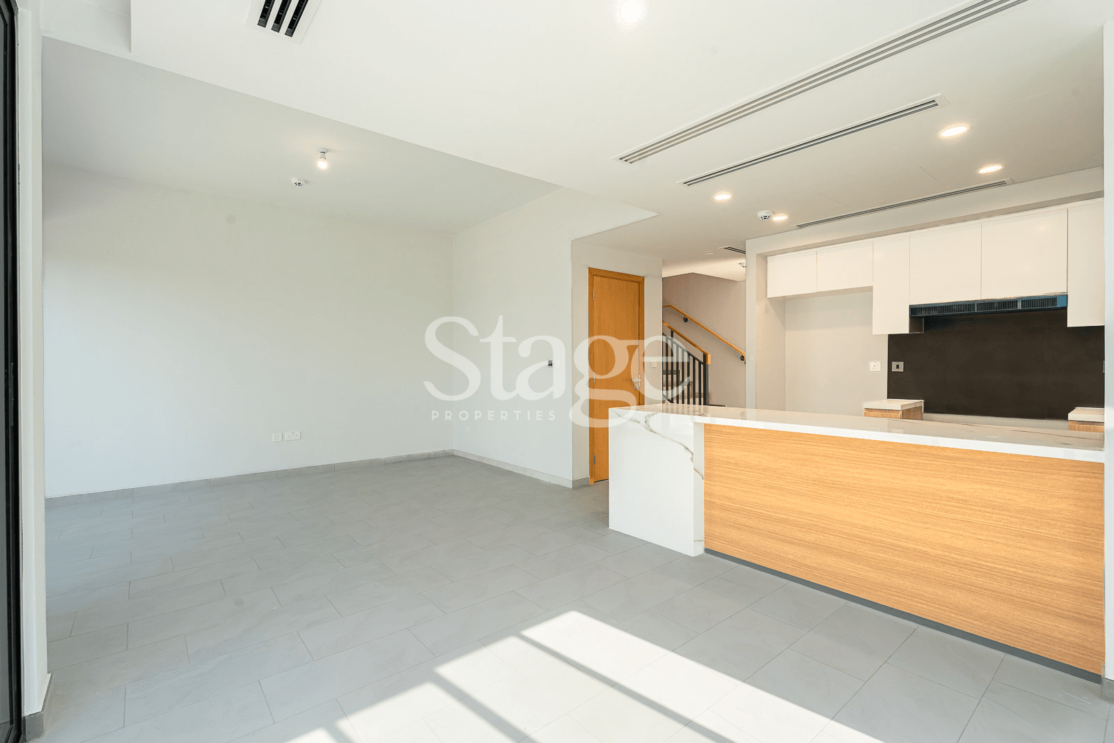 4 bedrooms Townhouse for Rent in Dubailand, Dubai stage-10518347