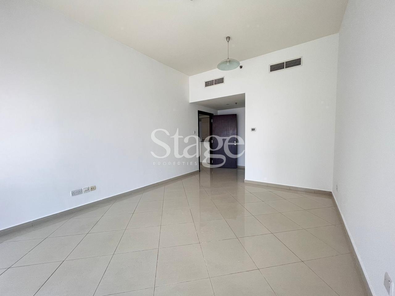 Lake view 1 bedroom apartment for rent in Jumeirah Lake Towers