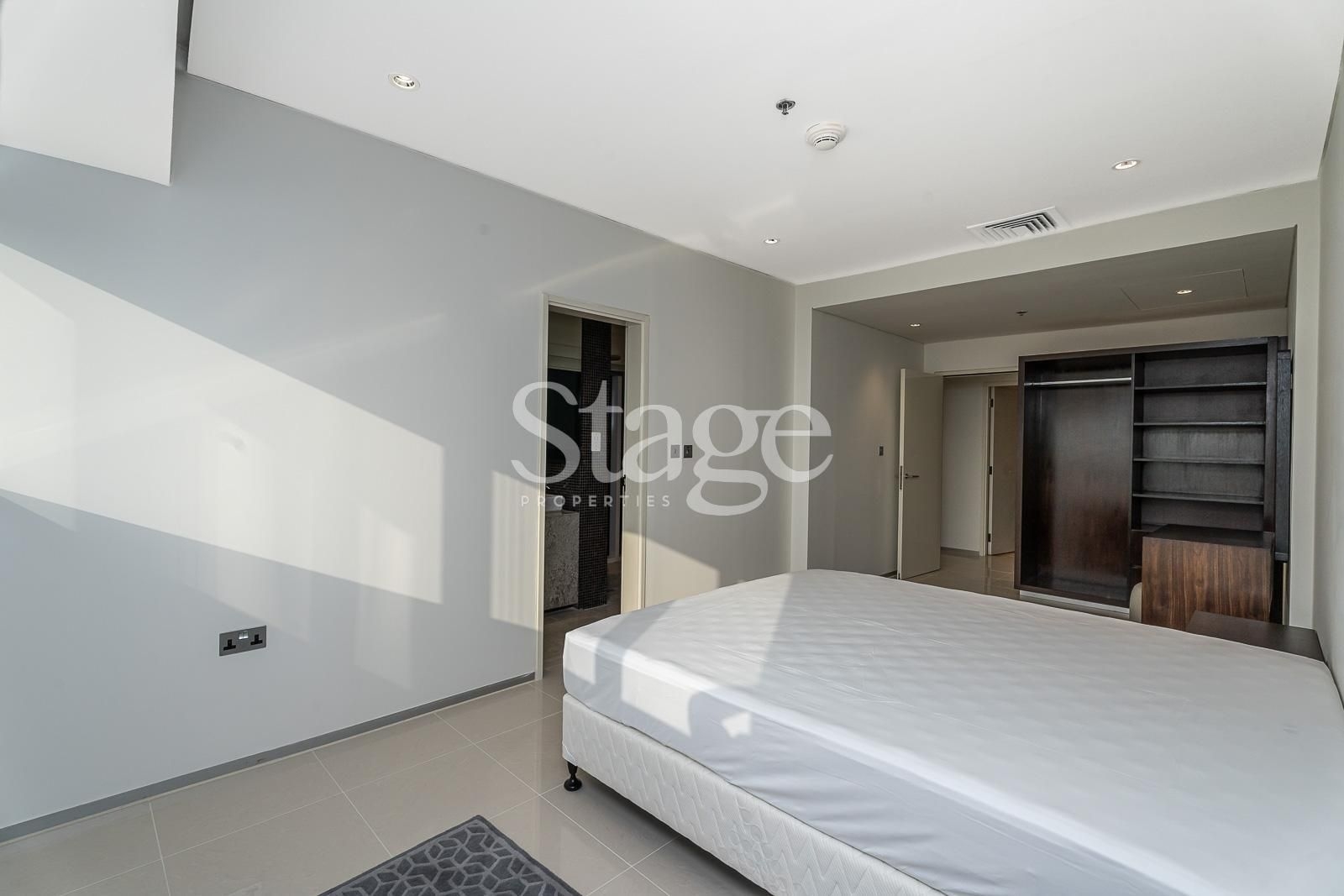 3 bedrooms apartment for Rent in Sheikh Zayed Road, Dubai stage-11120282