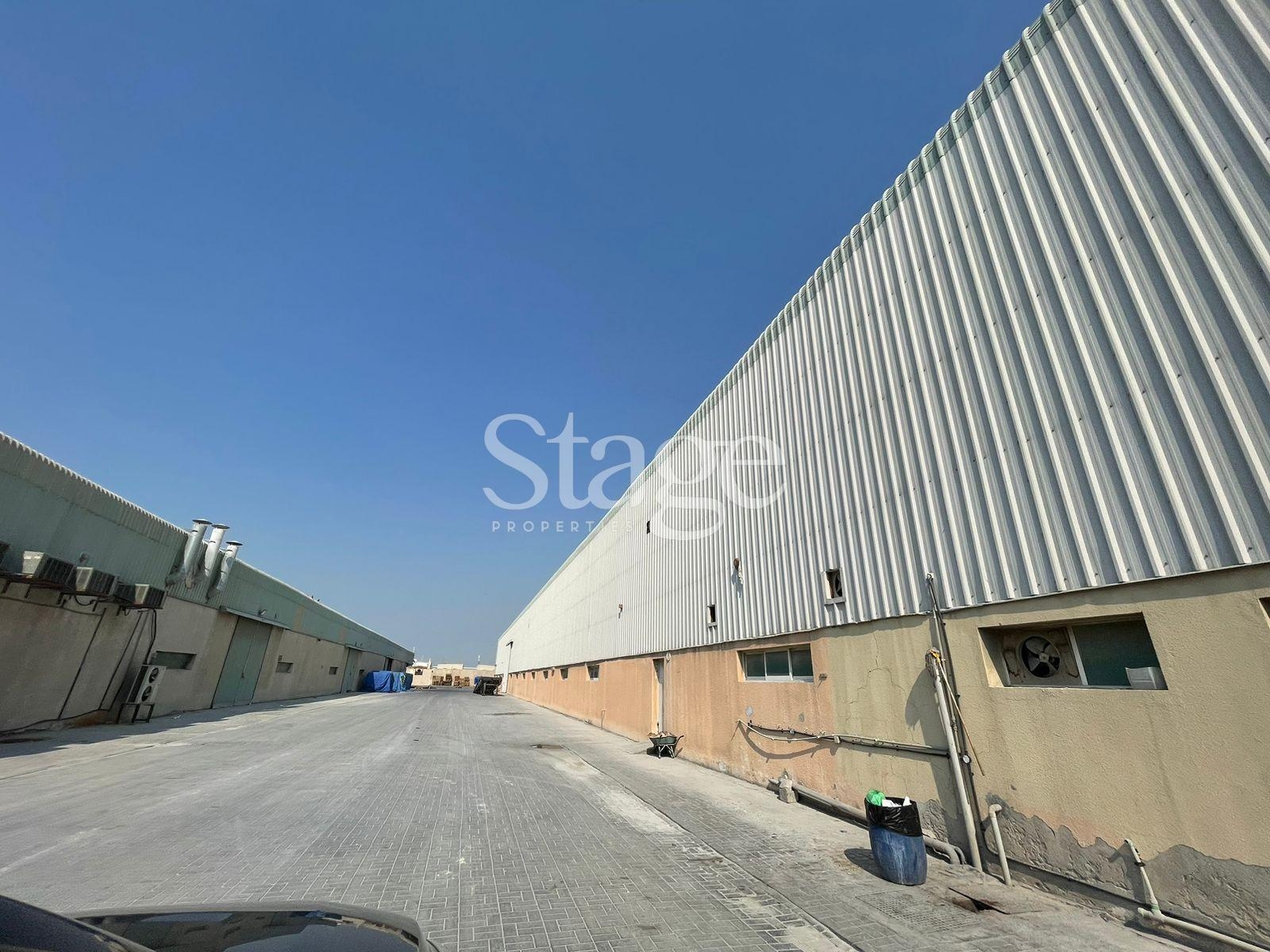 Full compound warehouse for rent in DIP