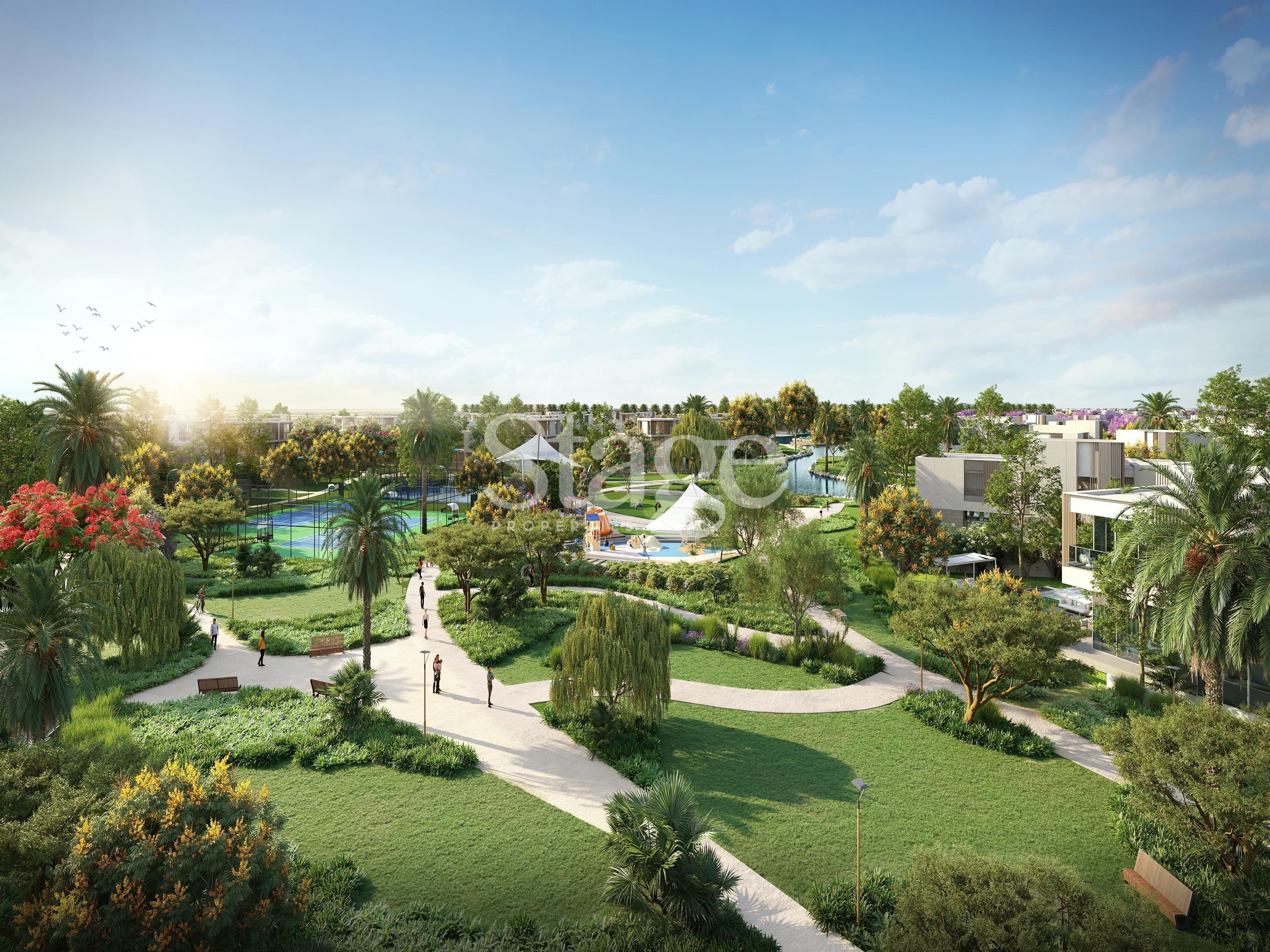 Luxurious 5 bedroom villa for sale in Dubai Land