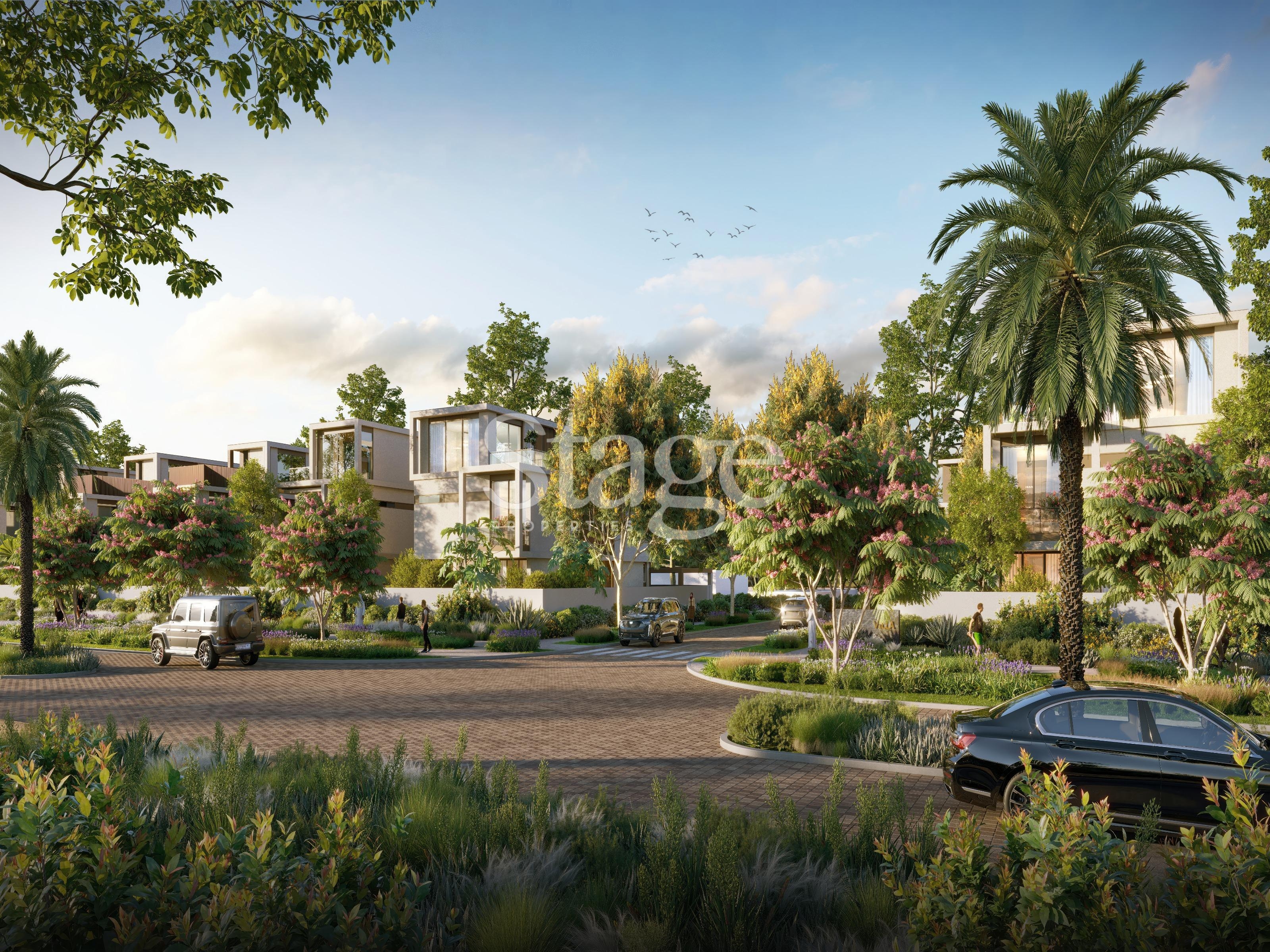 Luxurious 5 bedrooms villa for sale in Dubai Land