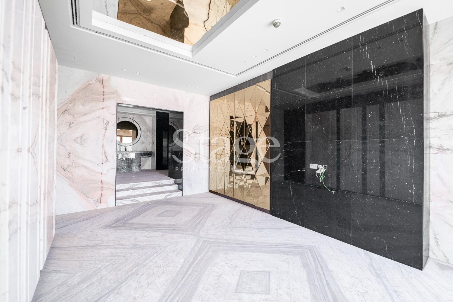 Exceptional 6 bedroom villa for sale in Deira