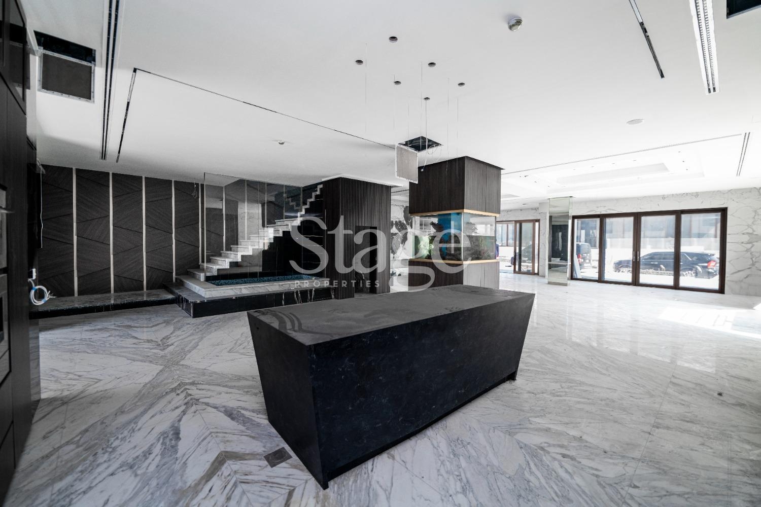 Exceptional 6 bedroom villa for sale in Deira